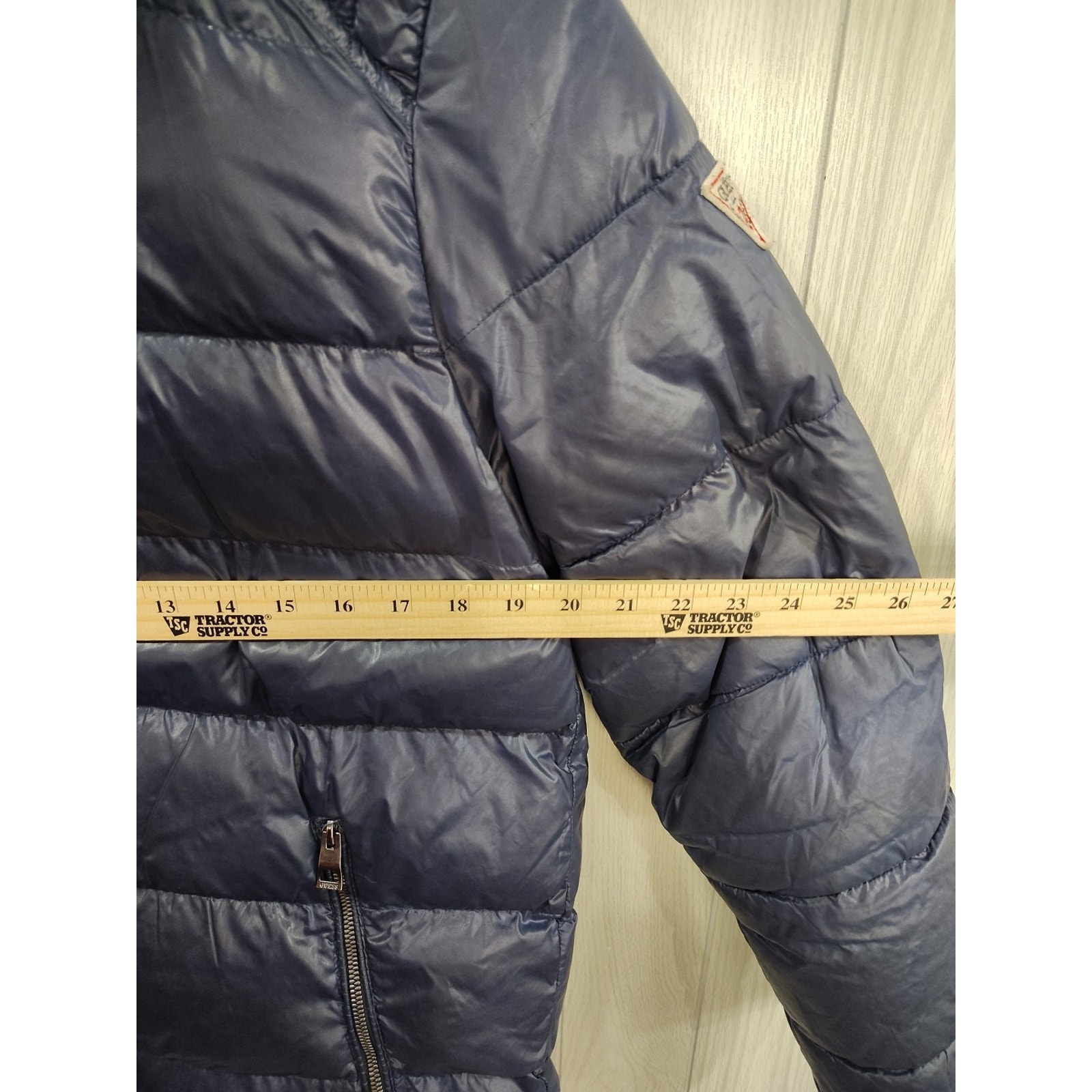 Guess Men Puffer Jacket Coat Size M Navy Blue Solid Warm Stylish Outdoors — image 8 of 8